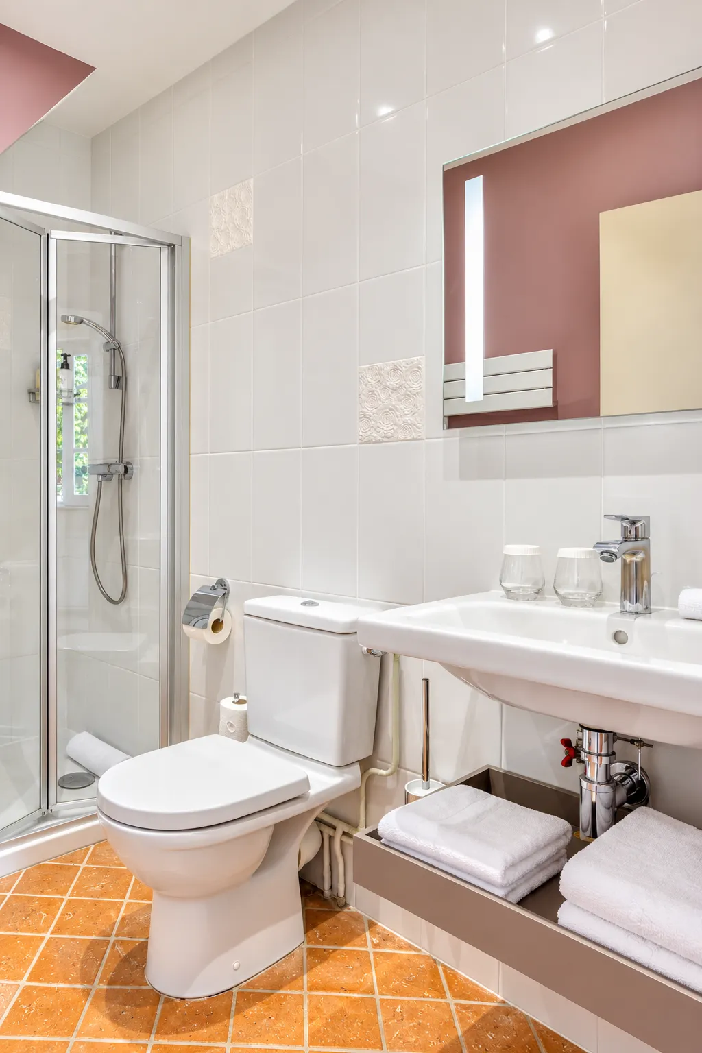 Appartement côté Veules, la salle de bain et ses produits alba