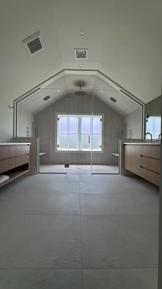 West Hampton primary bathroom